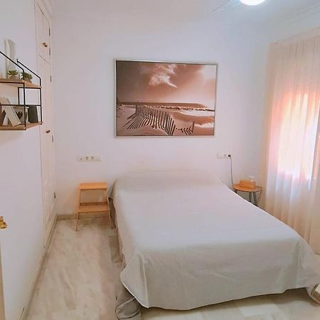 Apartamento A 2 Minutos De La Playa Y Centro Fuengirola Bagian luar foto