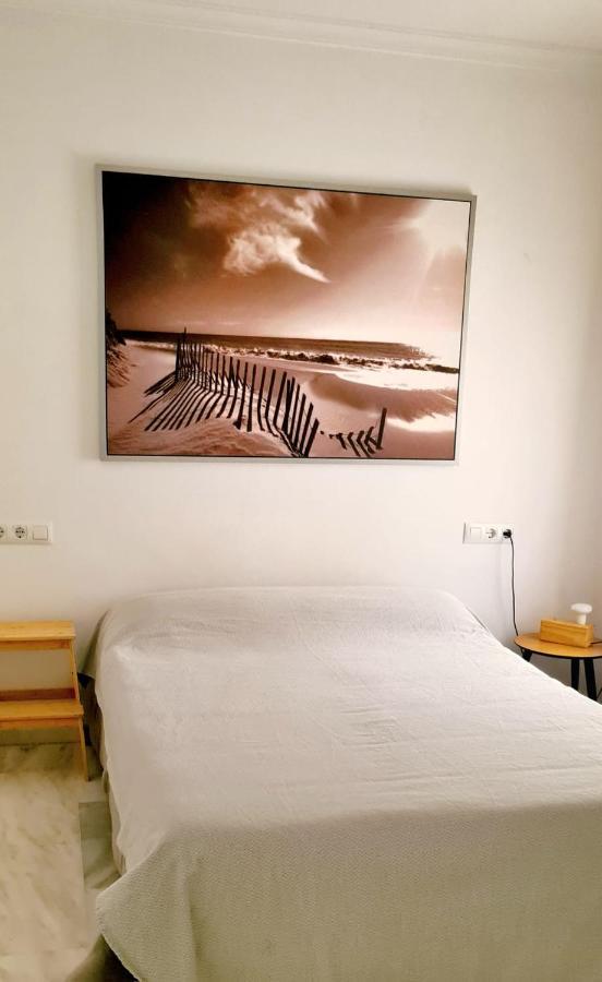 Apartamento A 2 Minutos De La Playa Y Centro Fuengirola Bagian luar foto