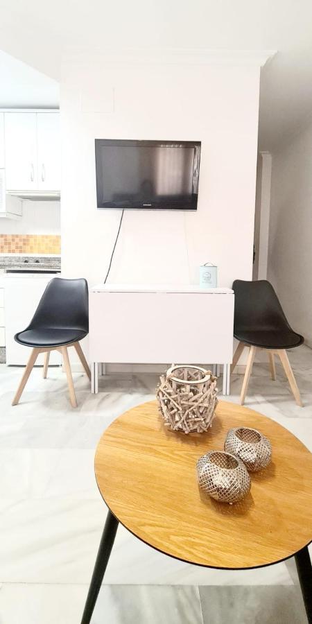 Apartamento A 2 Minutos De La Playa Y Centro Fuengirola Bagian luar foto